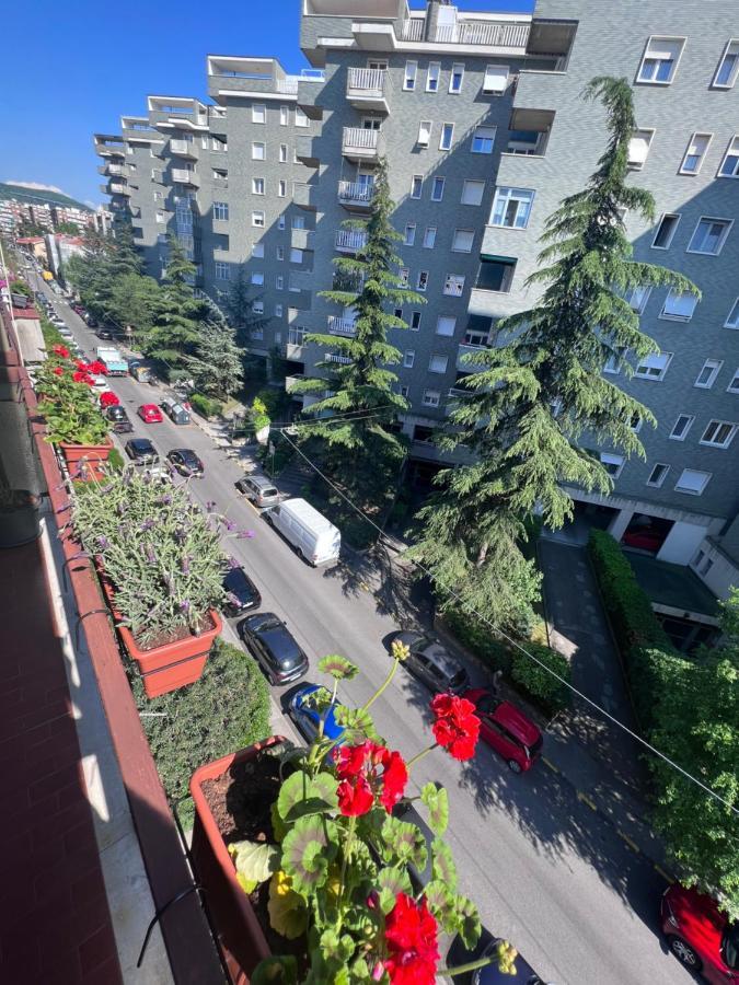 Ultimo Piano Con Parcheggio Lägenhet Trieste Exteriör bild